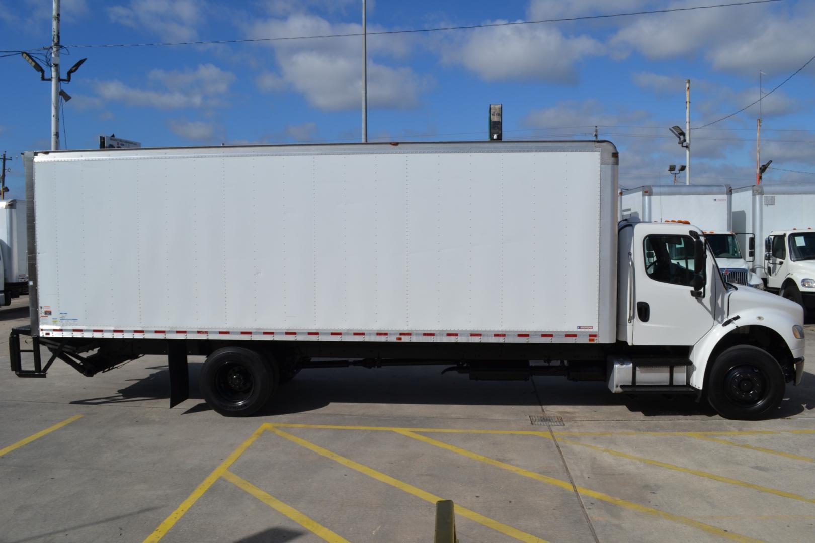 2017 WHITE /GRAY FREIGHTLINER M2-106 with an CUMMINS ISL 8.9L 300HP engine, ALLISON 3000HS AUTOMATIC transmission, located at 9172 North Fwy, Houston, TX, 77037, (713) 910-6868, 29.887470, -95.411903 - Photo#3